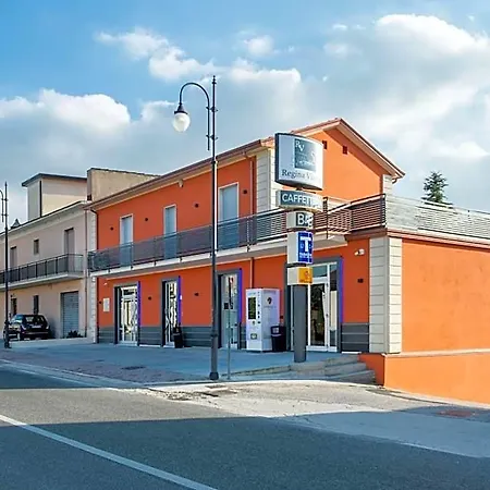 Panzió Regina Viarum Mirabella Eclano